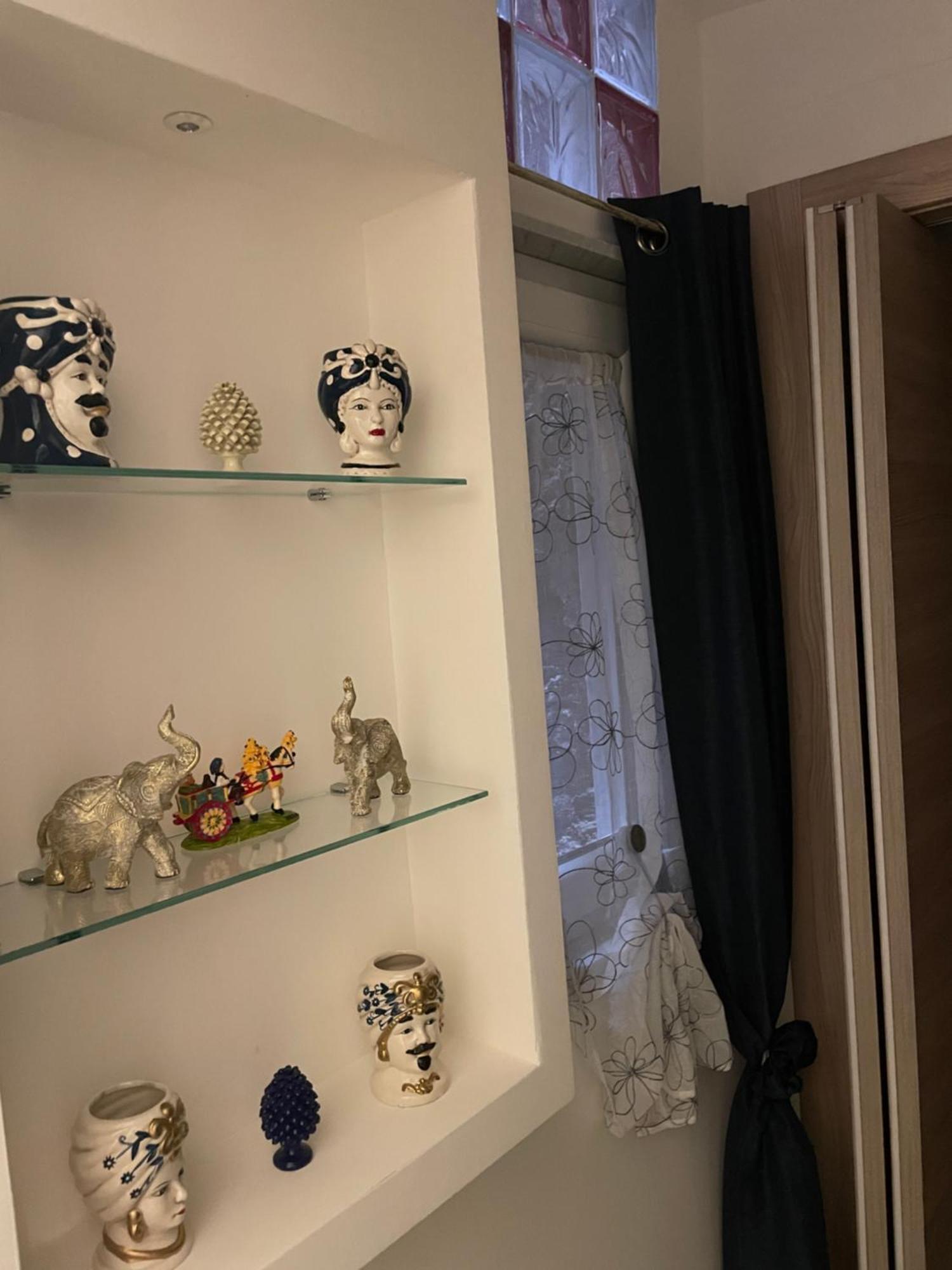 La Casa Dell Alfiere Apartment Catania Luaran gambar